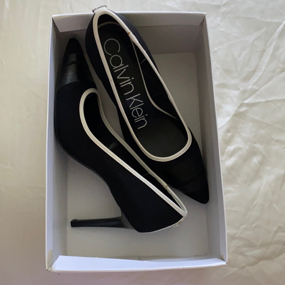 Calvin klein, new heels, black and white, elegant, size 6.5
